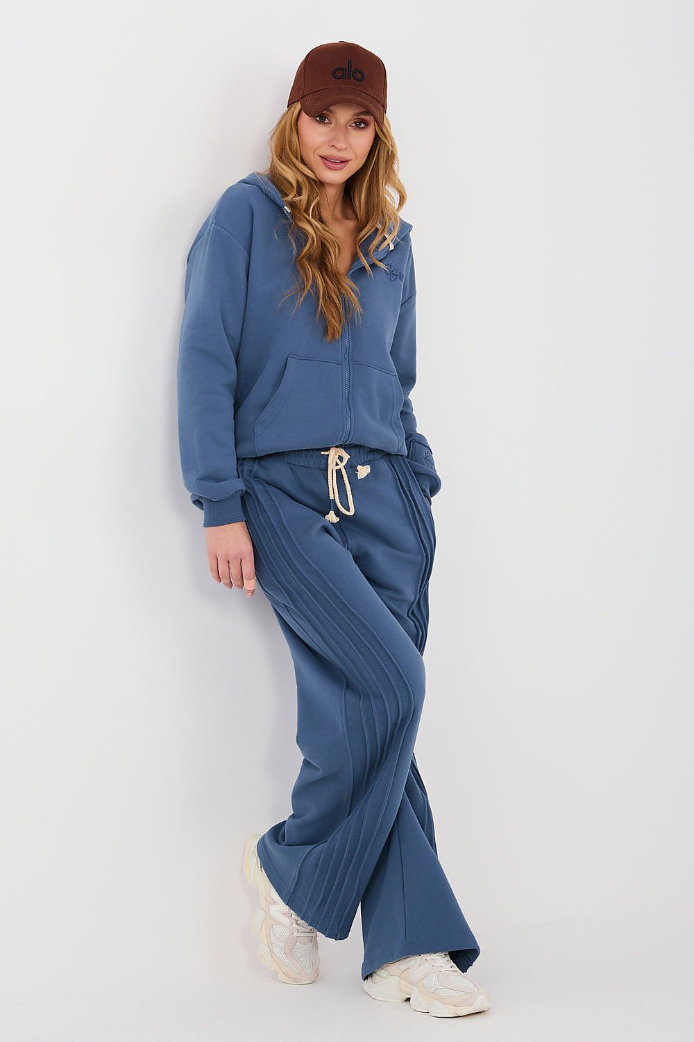 Tracksuit trousers Factory Price