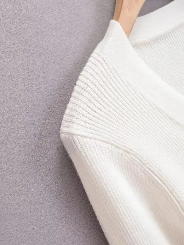 Women’s Lightweight V-Neck Cardigan Sweater – All-Season Knit