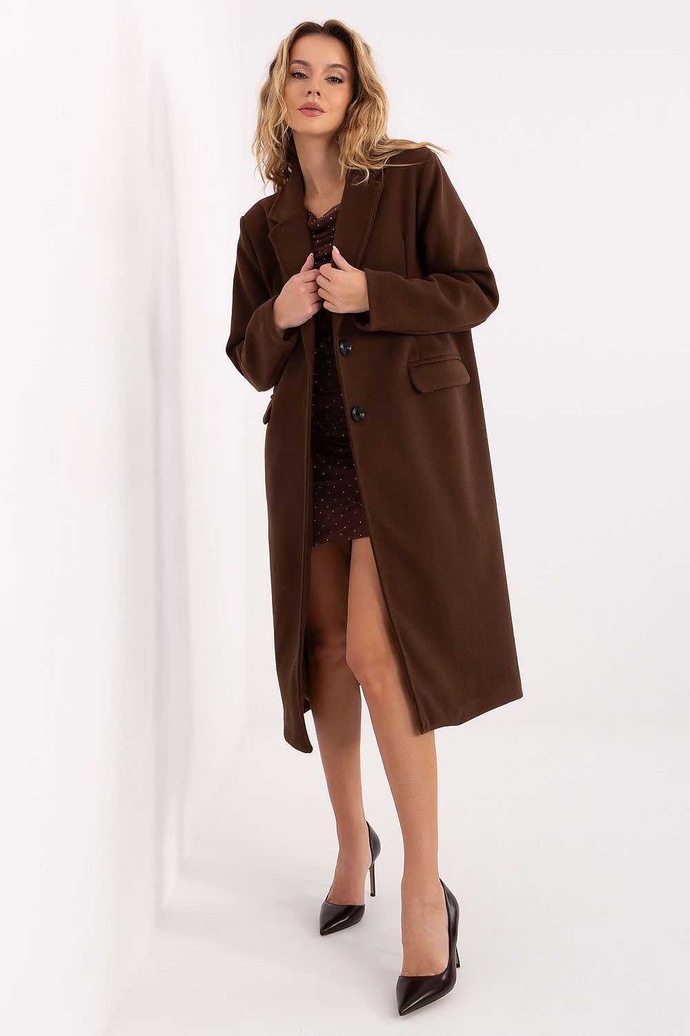 Women's Long Single Breasted Overcoat — Brown