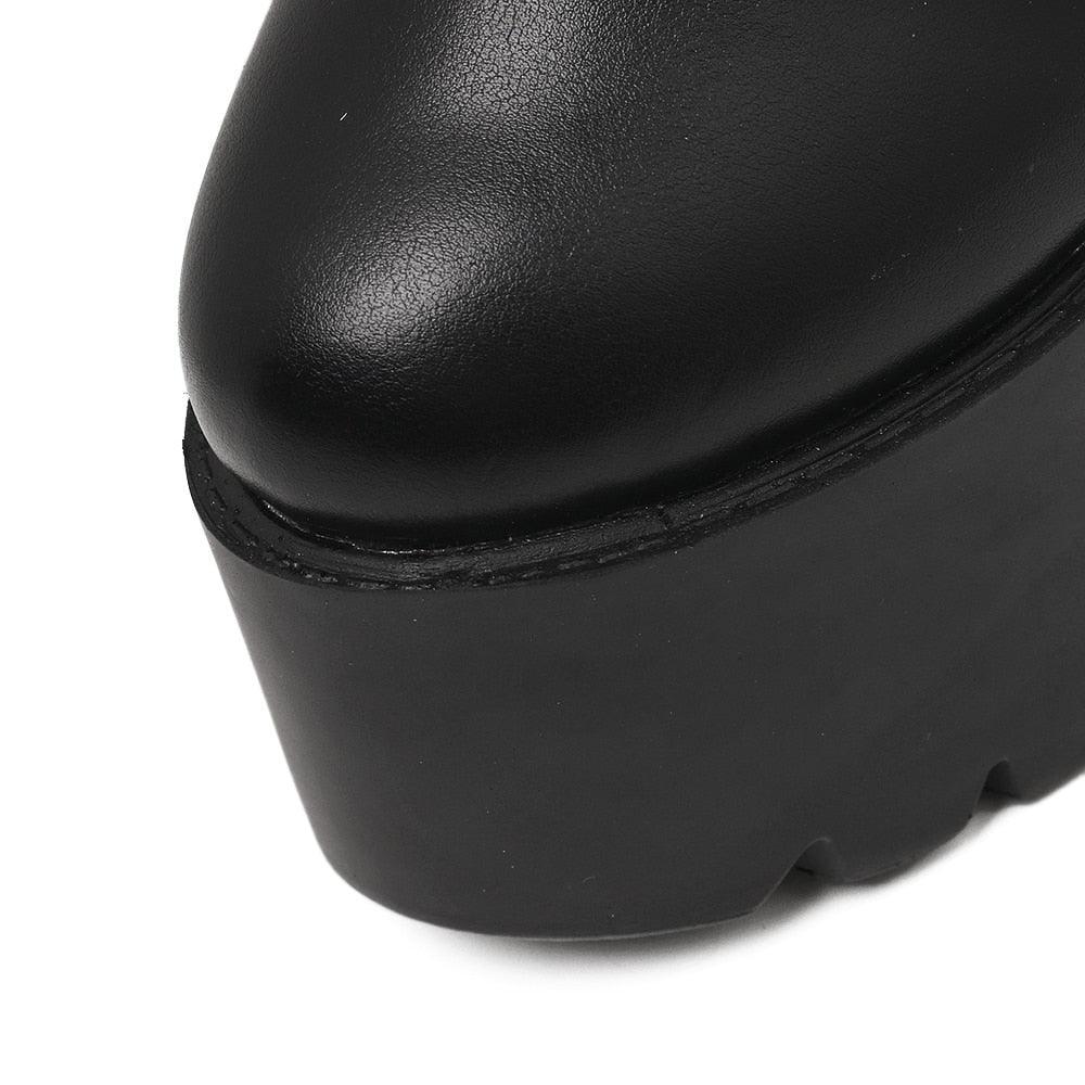 Black Block Heel Platform Boots - Boots - LeStyleParfait