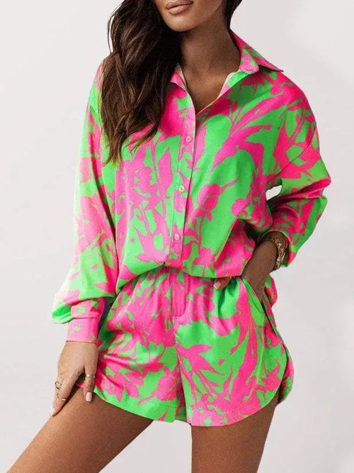 Chic Women Floral Casual Two-Piece Shorts Set - Floral Casual Two-Piece Set - LeStyleParfait