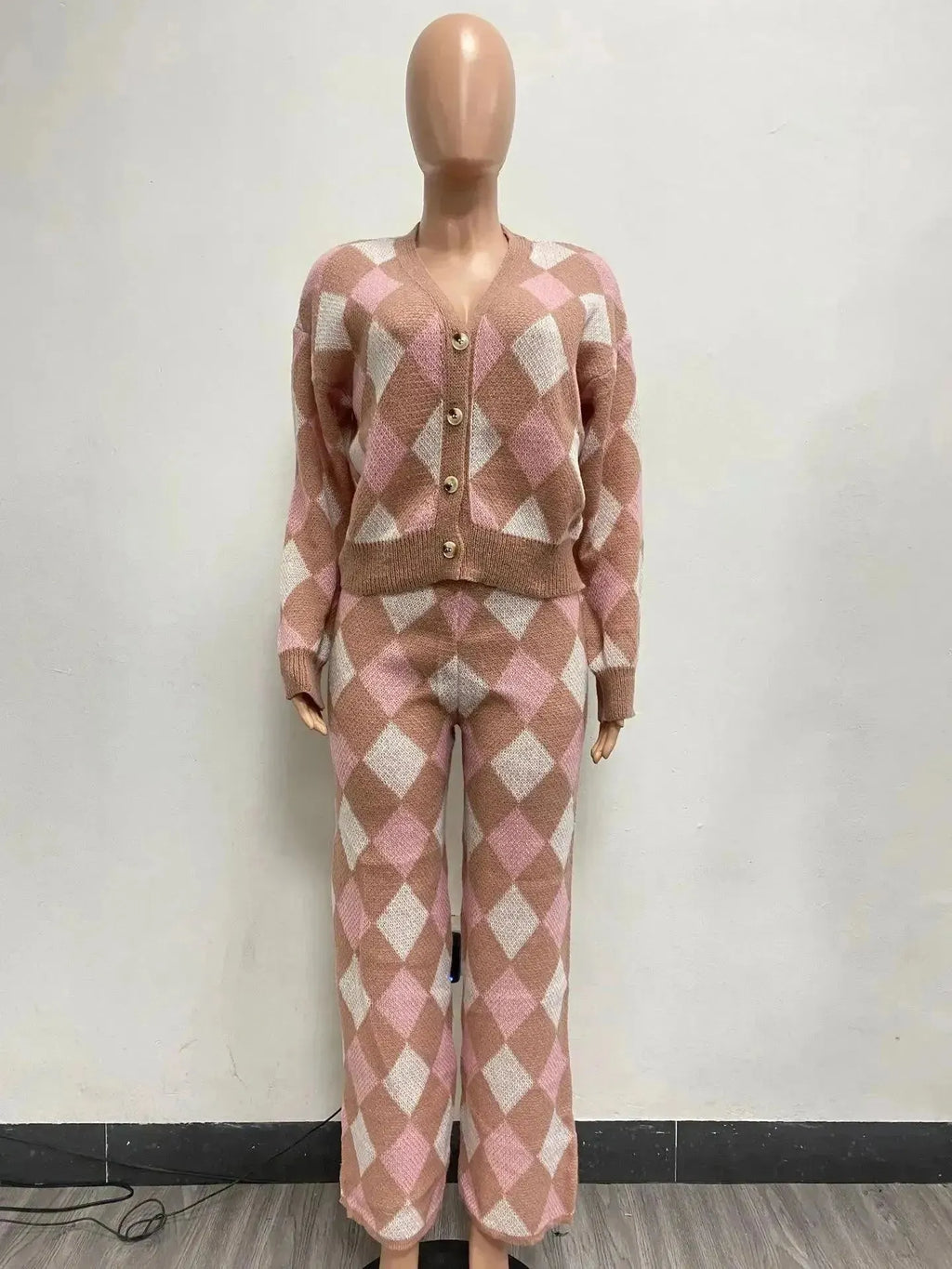 Chic Women Knit Two-Piece Geometric Pants Set - Geometric Pants Set - LeStyleParfait