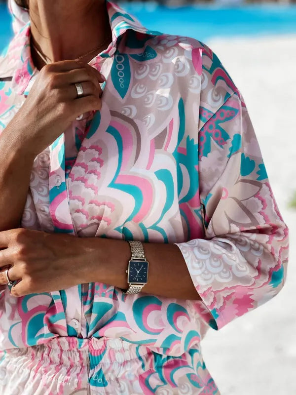 Chic Women Tropical Collar Two-Piece Shorts Set - Tropical Shorts Set - LeStyleParfait