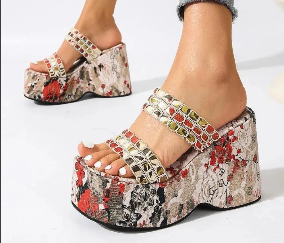 Chunky Printed Wedge Sandals - Wedge Shoes - LeStyleParfait