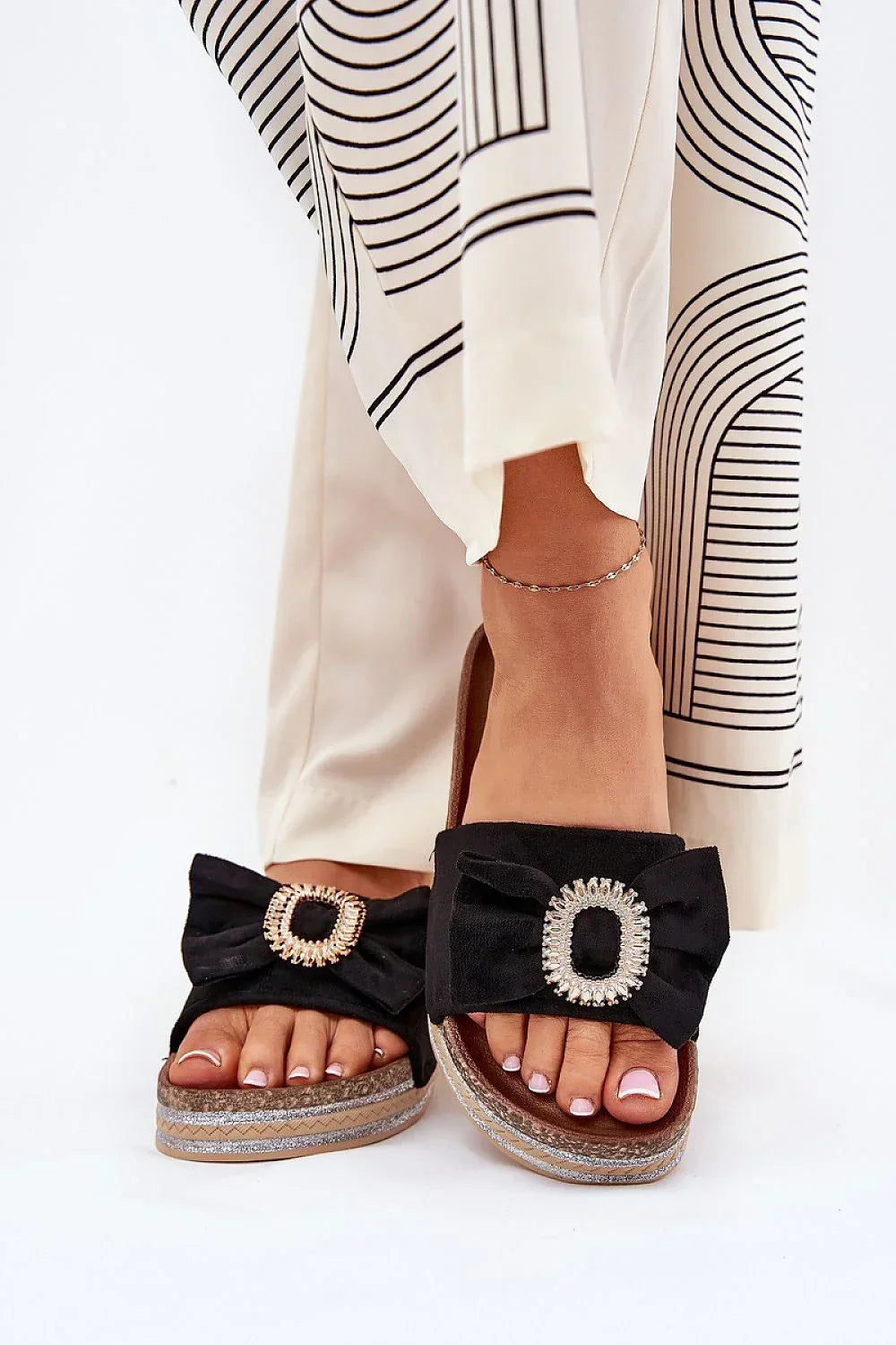 Flip-flops model 210764 Step in style