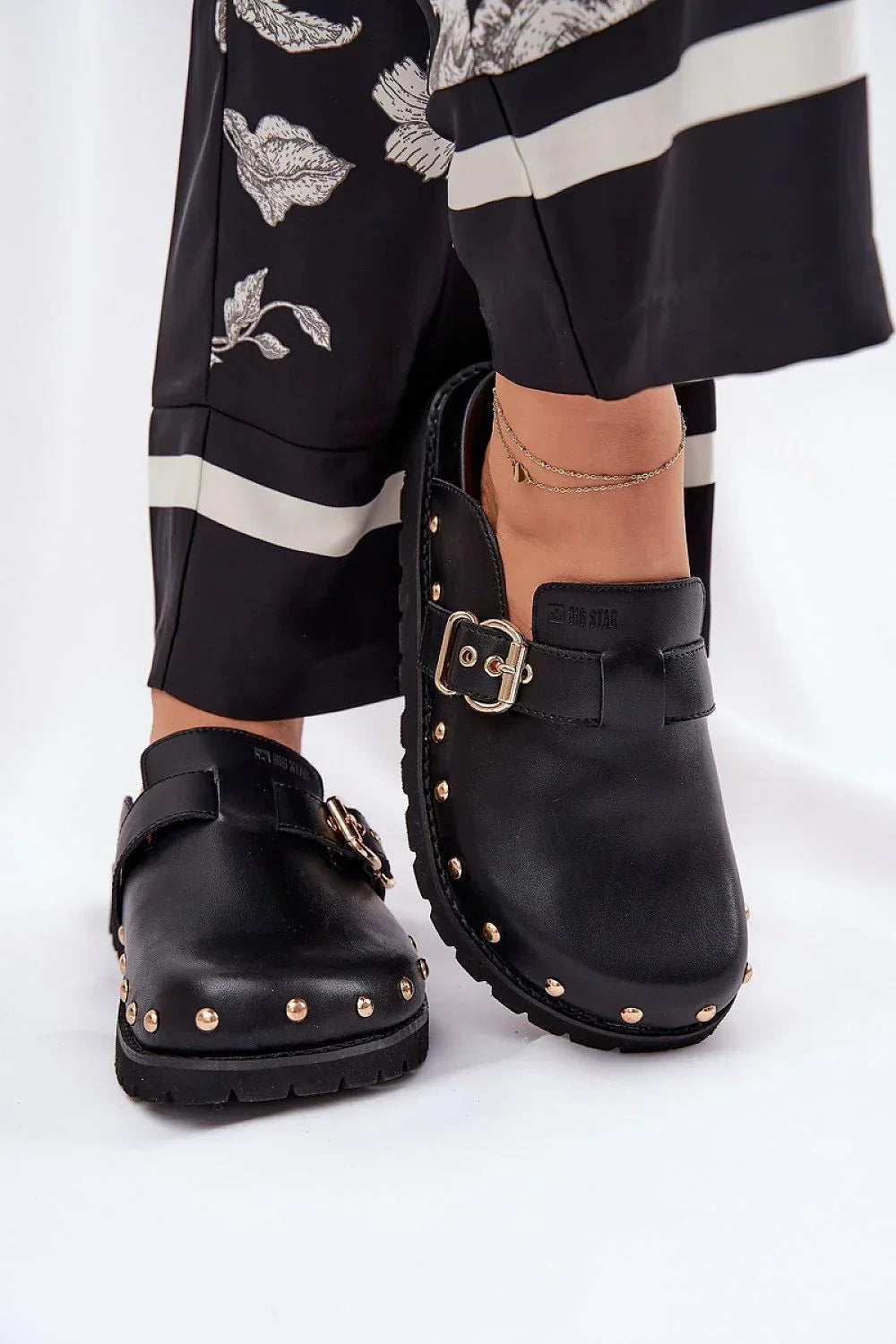 Flip-flops model 211678 Step in style