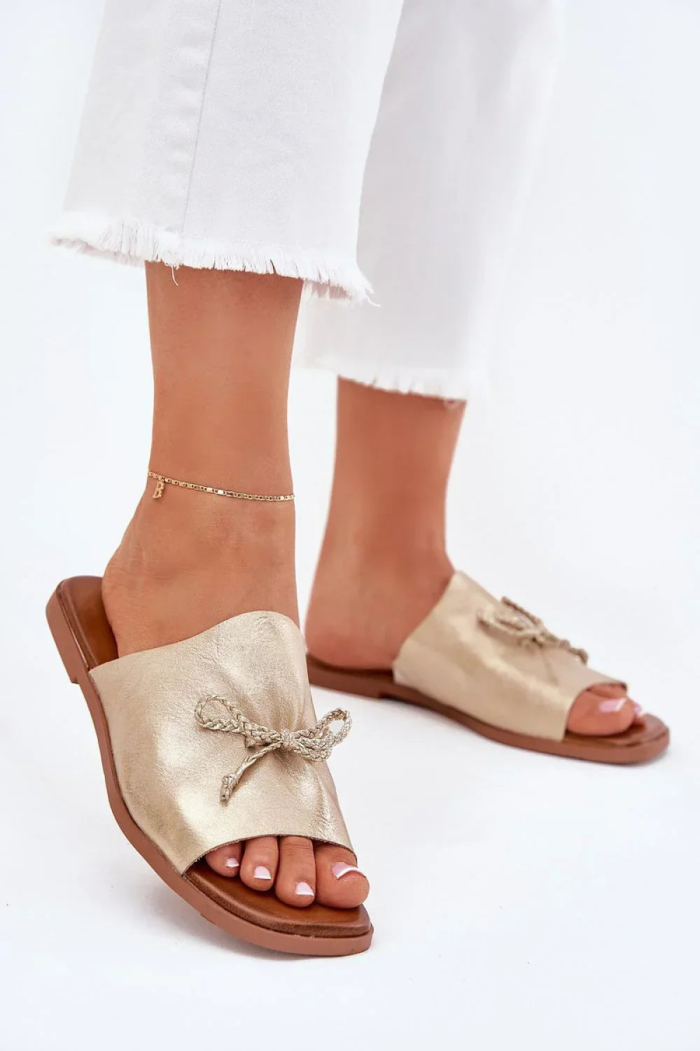  Flip-flops model 214380 Step in style 