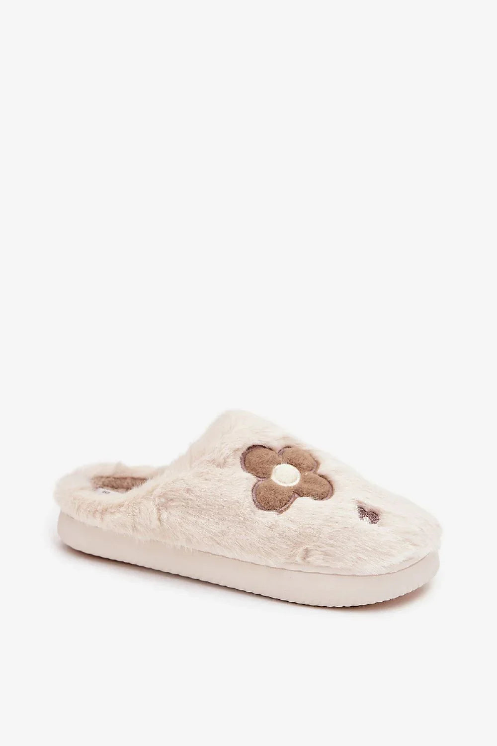  Slippers model 221504 Step in style 