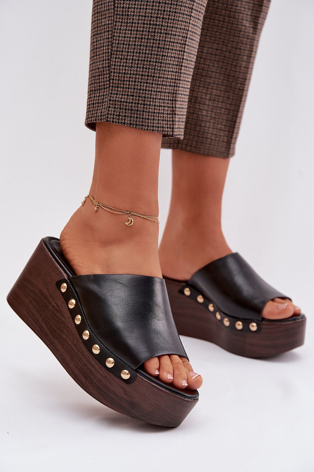 Buskin model 225128 Step in style 