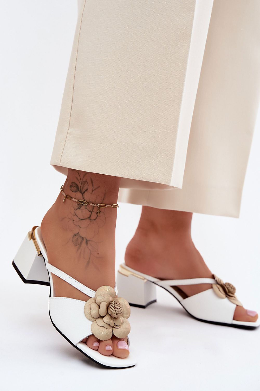  Heeled sandals model 228379 Step in style 