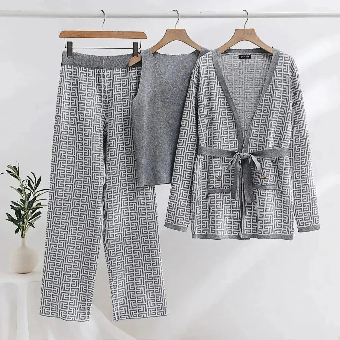 Elegant Women Geometric Tailored Three-Piece Pants Set - Geometric Pants Set - LeStyleParfait