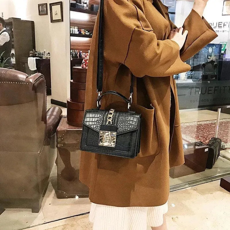 Flap Leather Handbag - Handbag - LeStyleParfait