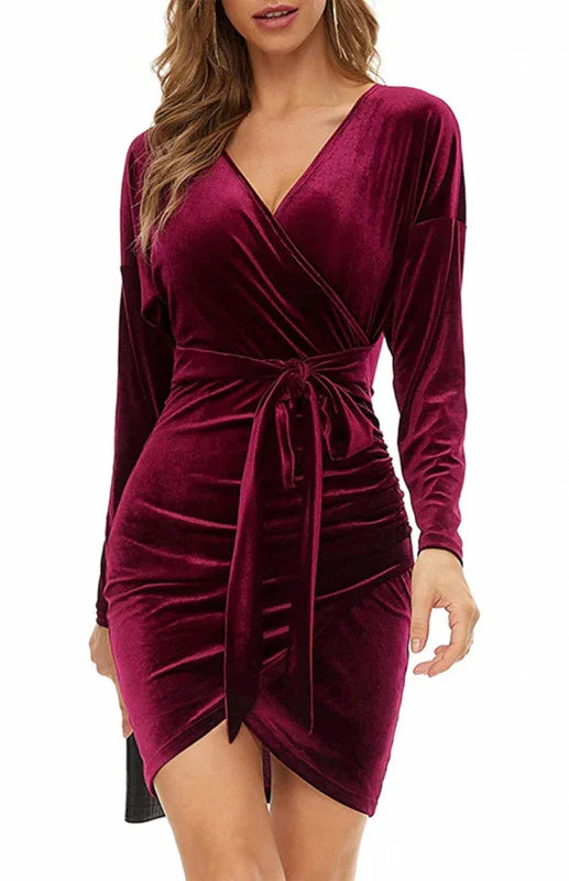 Women Dress Solid V-Neck Long Sleeves Slim Fit Velvet Winter Cocktail | LeStyleParfait