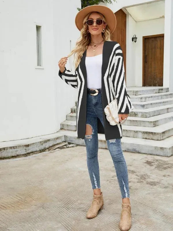 Women's Diamond Stripe V-Neck Button Cardigan Sweater