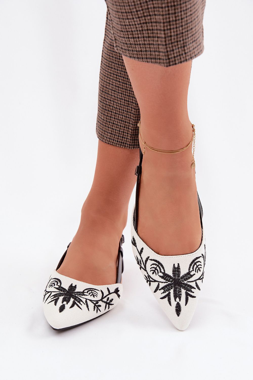 Women’s Embroidered Flat Sandals-Women's Sandals-LeStyleParfait