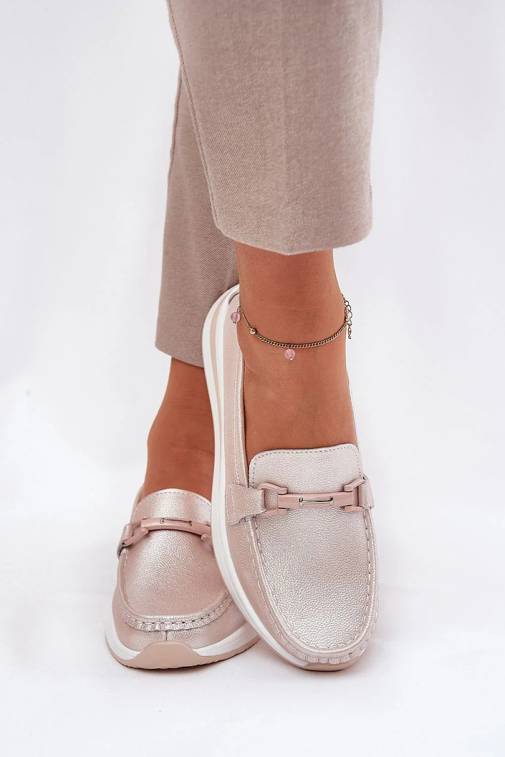 Women’s leather platform slip on loafers in pink and grey, casual women’s platform loafers for three seasons