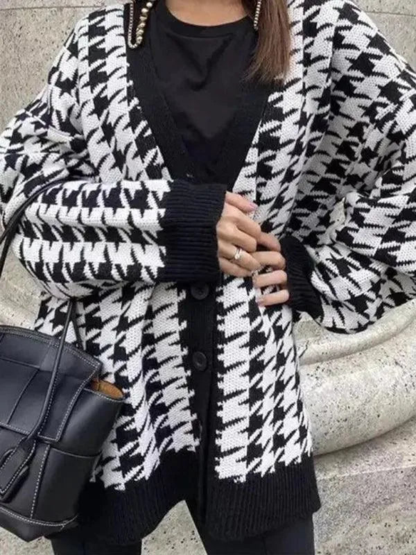 Women’s Houndstooth V-Neck Cardigan Sweater – Classic Pattern