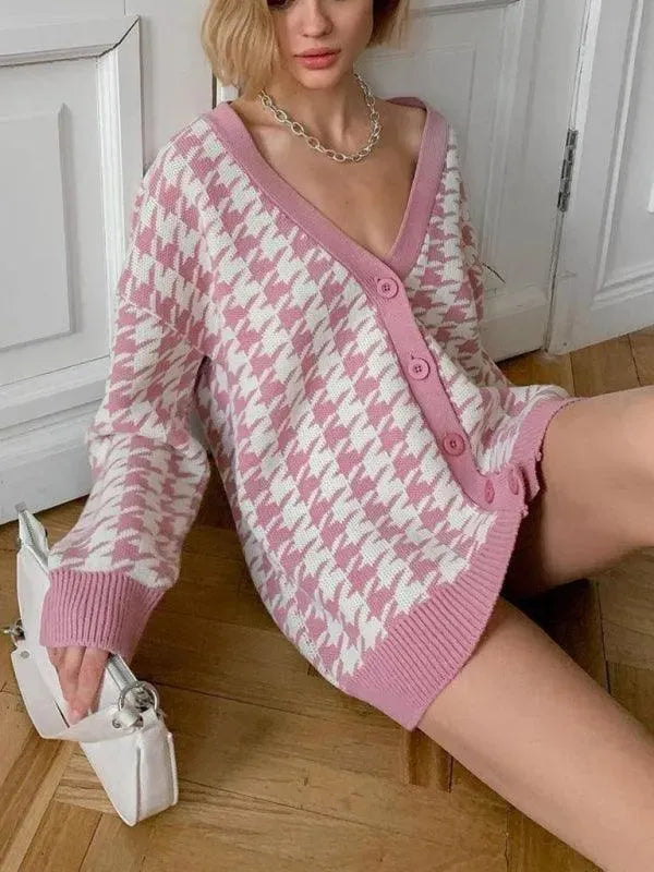 Women’s Houndstooth V-Neck Cardigan Sweater – Classic Pattern
